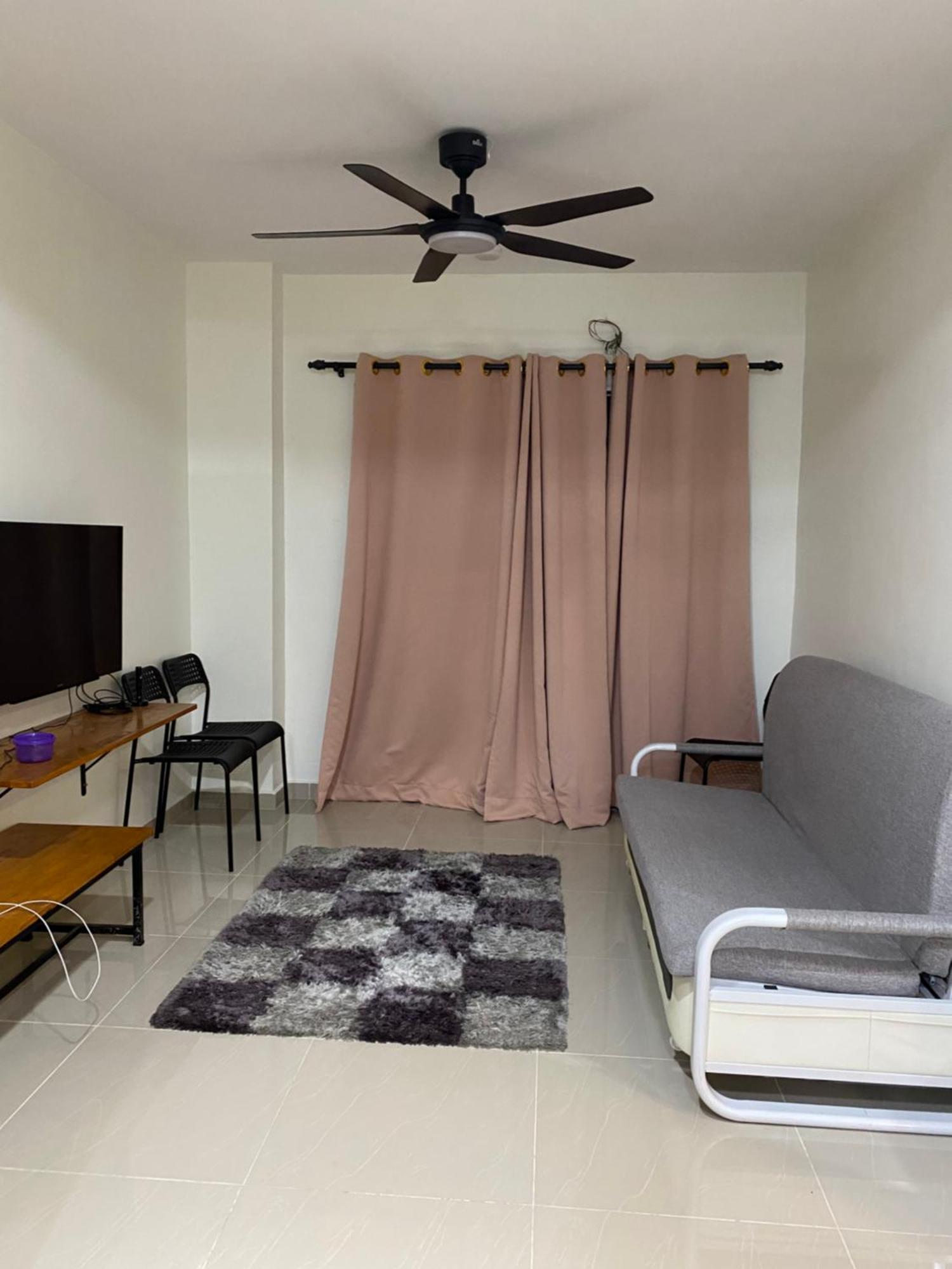 I-Go Homestay Subang Airport Shah Alam Bagian luar foto